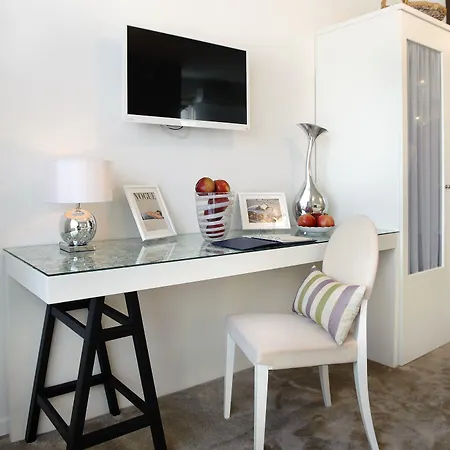 بوبان لوكجري سويتس