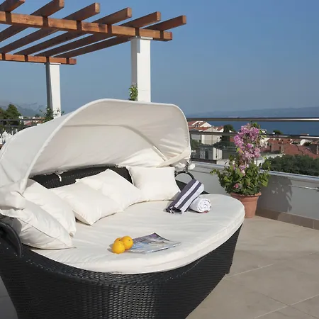 بوبان لوكجري سويتس