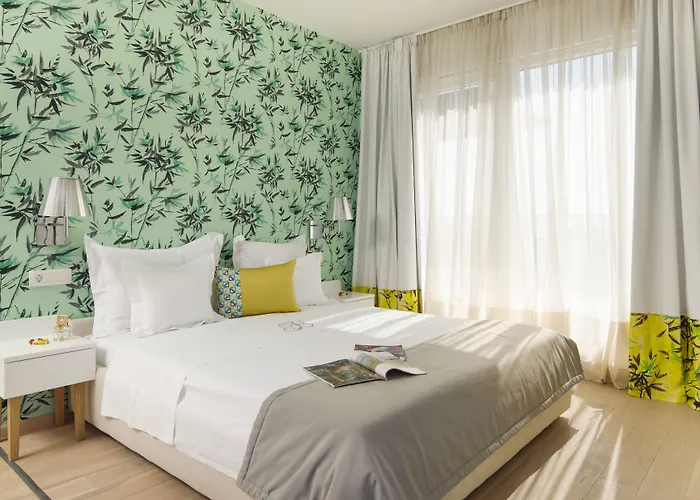 Boban Luxury Nocleg ze śniadaniem 4*