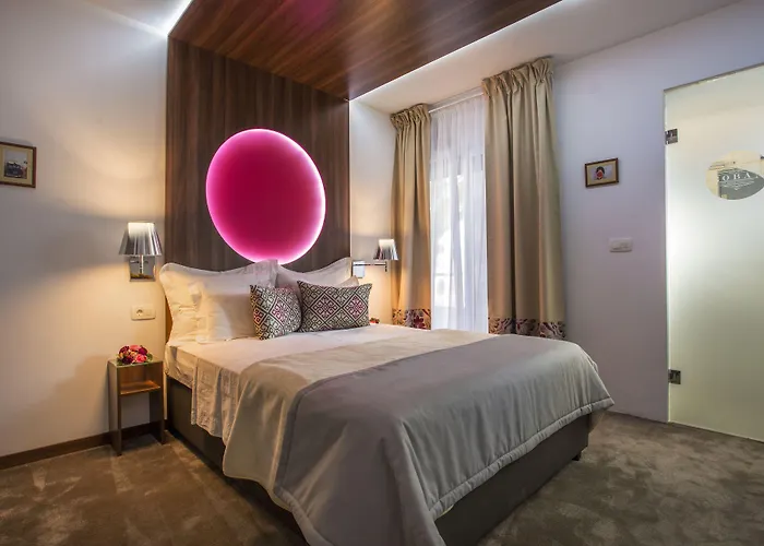 Couette-café Boban Luxury 4*